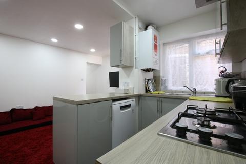 undefined, High Road, Willesden, London