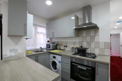 undefined, High Road, Willesden, London