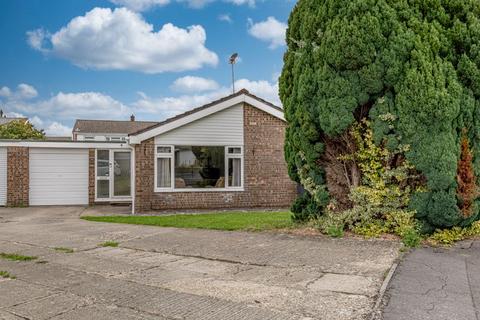 16 Arden Close, Melksham, SN12 7JT