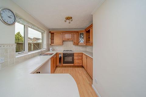 16 Arden Close, Melksham, SN12 7JT