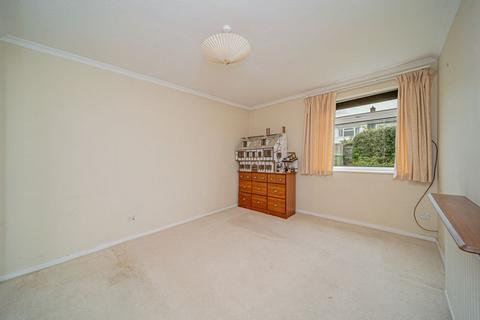 16 Arden Close, Melksham, SN12 7JT