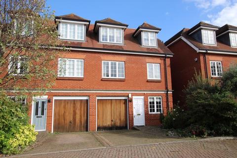 4 bedroom semi-detached house for sale, The Cressinghams, Epsom