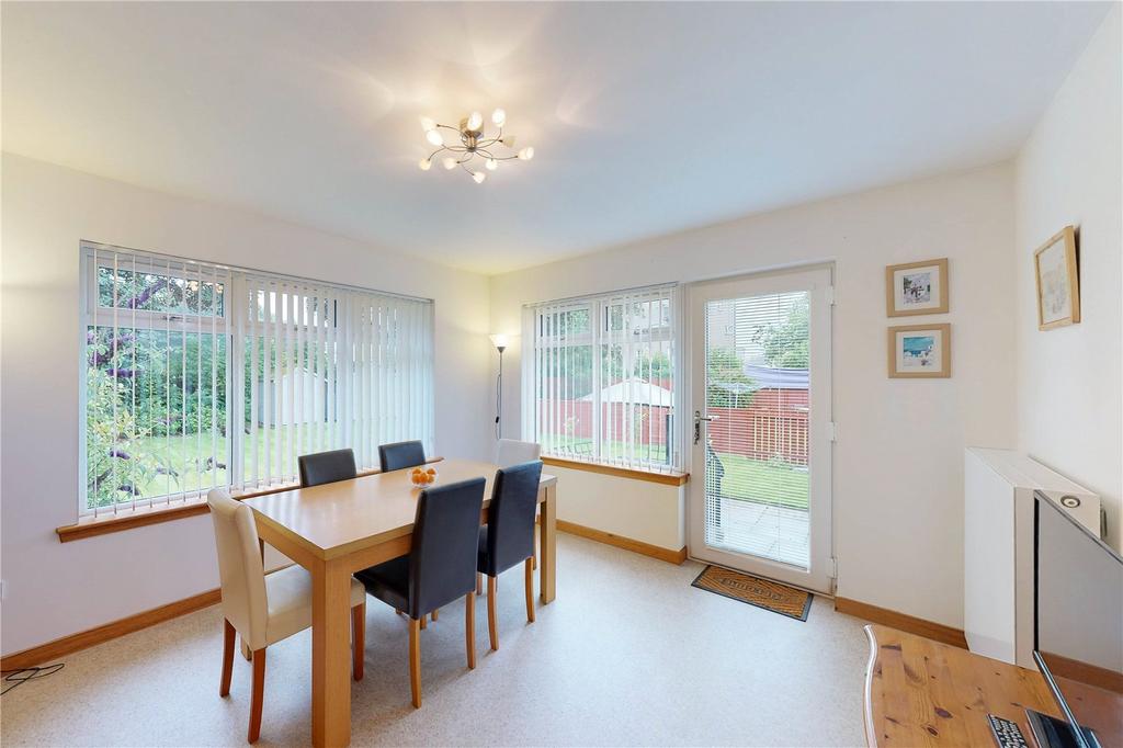 Dining/Sun Room