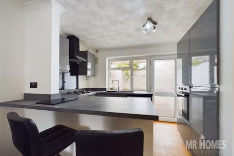 47c Atlas Road, Cardiff, CF5 1PJ