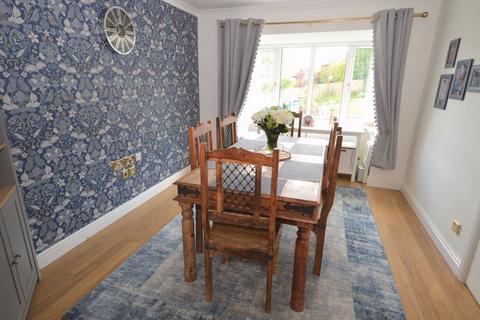 19 Erw Bant, Llangynidr, Crickhowell, NP8 1LX