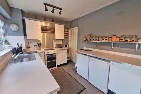 16 Broadmeadows Close, Willenhall, WV12 5JW