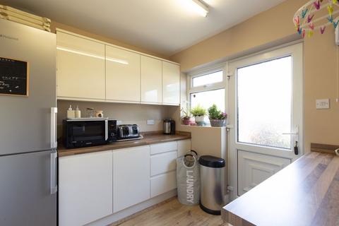 7 Golf Crescent, Halifax, HX2 0LD