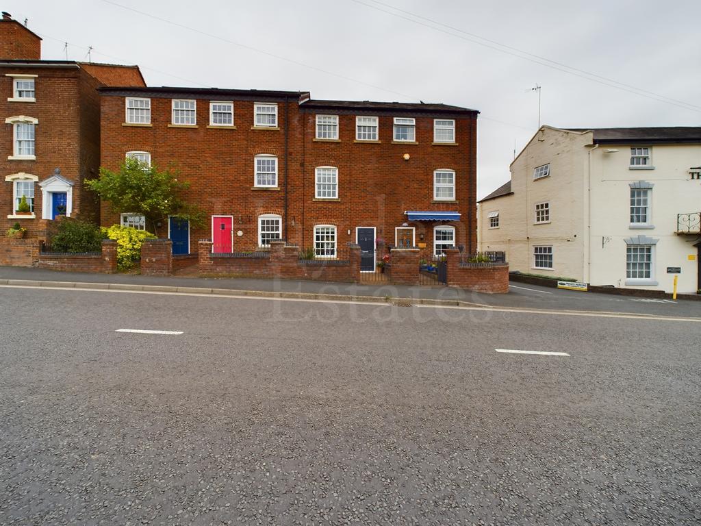 Bell Row, Stourport on Severn, DY13 9HN 4 bed terraced house for sale