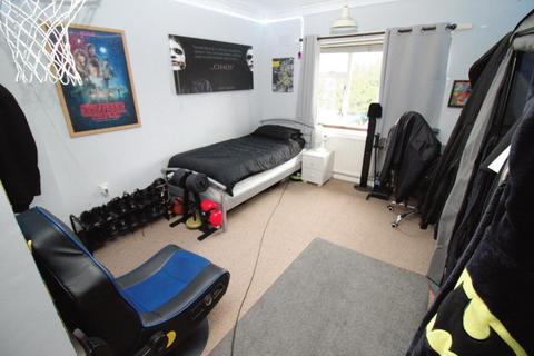 32 Birchtree Avenue, Dogsthorpe, Peterborough, PE1 4HN