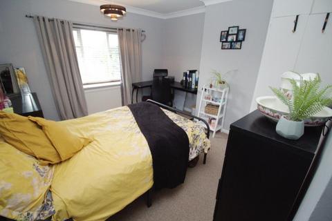 32 Birchtree Avenue, Dogsthorpe, Peterborough, PE1 4HN