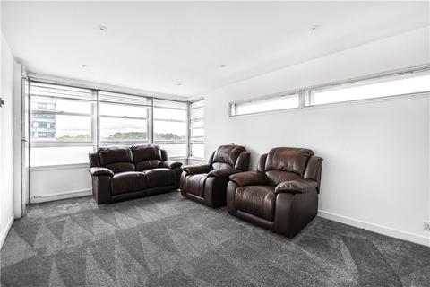 2 bedroom apartment for sale, Staines Road West, Sunbury-on-Thames, Surrey, TW16