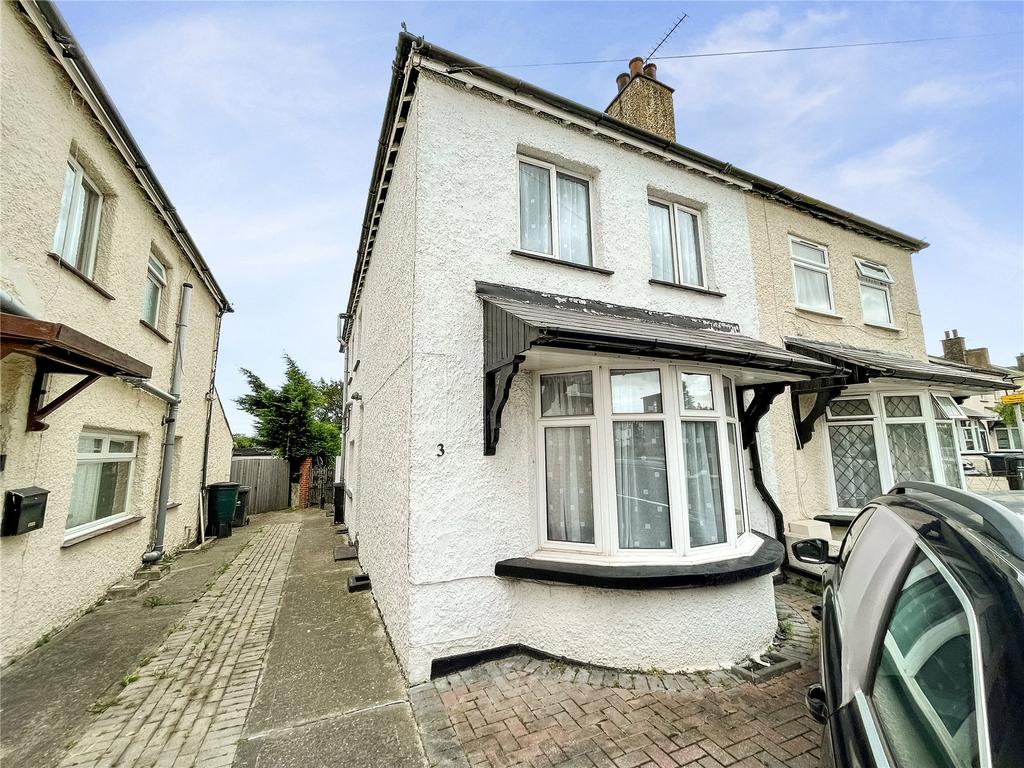 East Kent Avenue, Northfleet, Kent, DA11 3 bed semidetached house for