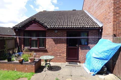 2 bedroom terraced bungalow for sale - 37 Furlong Court, Bramley Close, Ledbury, Herefordshire, HR8
