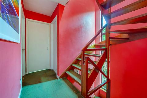 23b Kingsley Place, London, N6 5EA