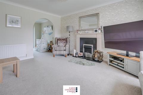 31 Broadlands, Bramley, Rotherham, S66 1WD