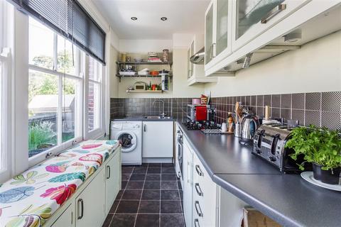 2 bedroom apartment for sale - Tower Road, Tadworth