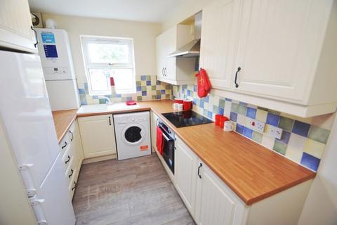 2 bedroom flat to rent, Montague House, Durham, DH1