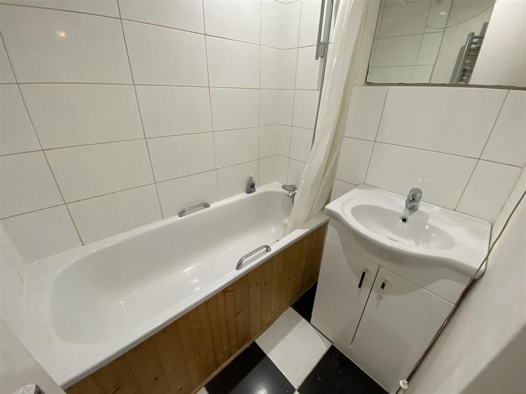 Bath.JPG