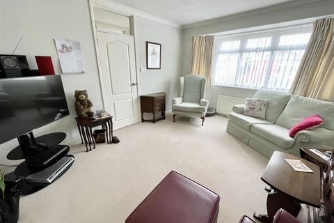 20 Porter Road, Poole, BH17 7AW