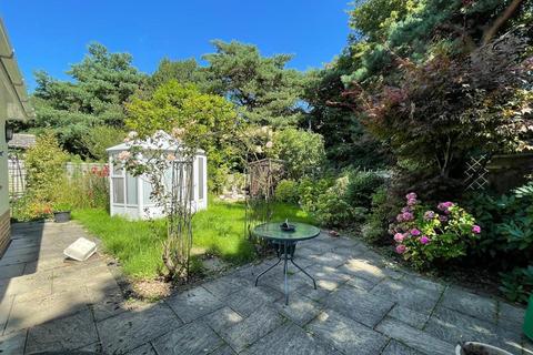 20 Porter Road, Poole, BH17 7AW