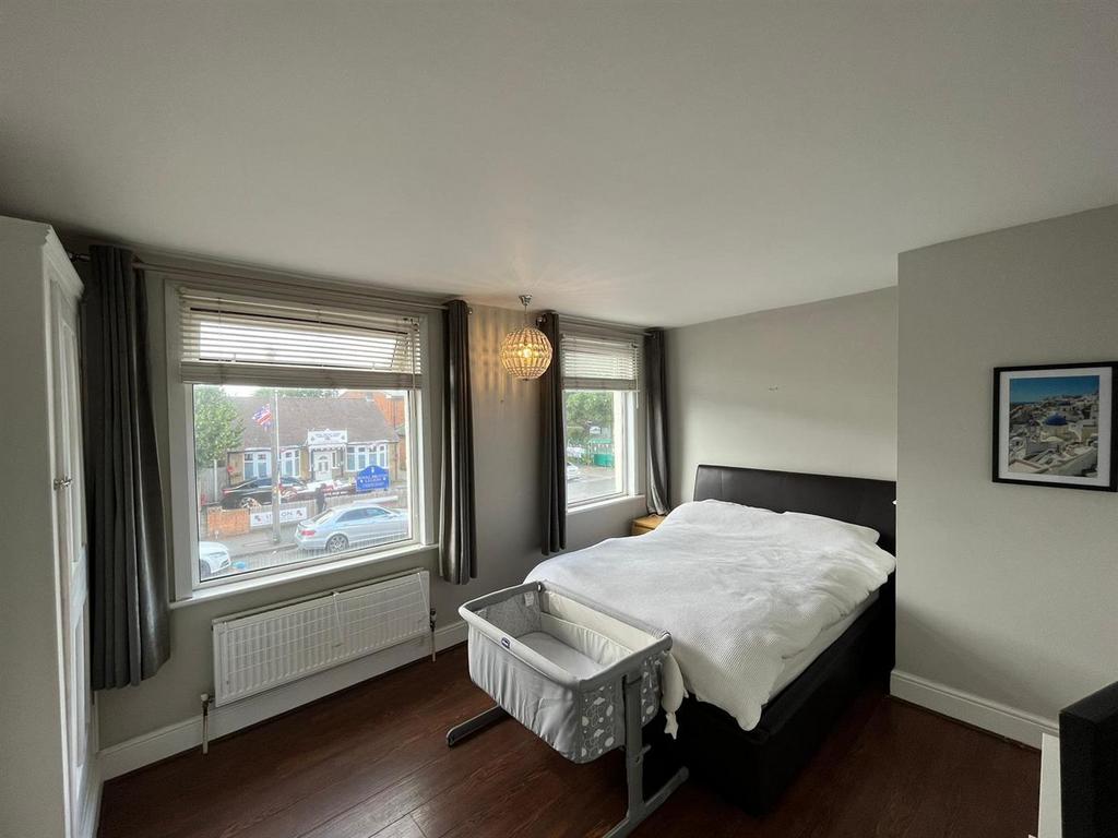 Bedroom1.jpg