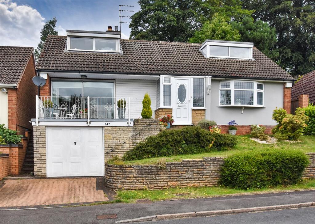 142 Bridgnorth Road, Wolverhampton 4 bed detached bungalow for sale £