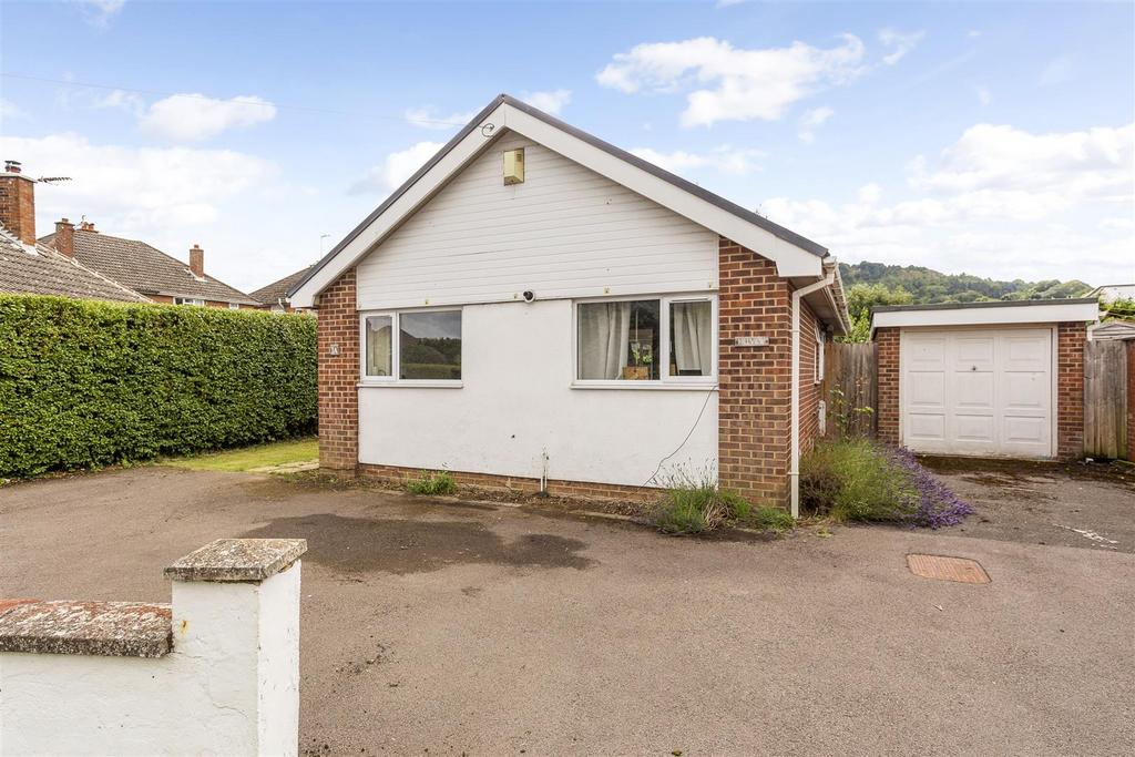 Everest Road, Cheltenham 2 bed detached bungalow for sale £350,000