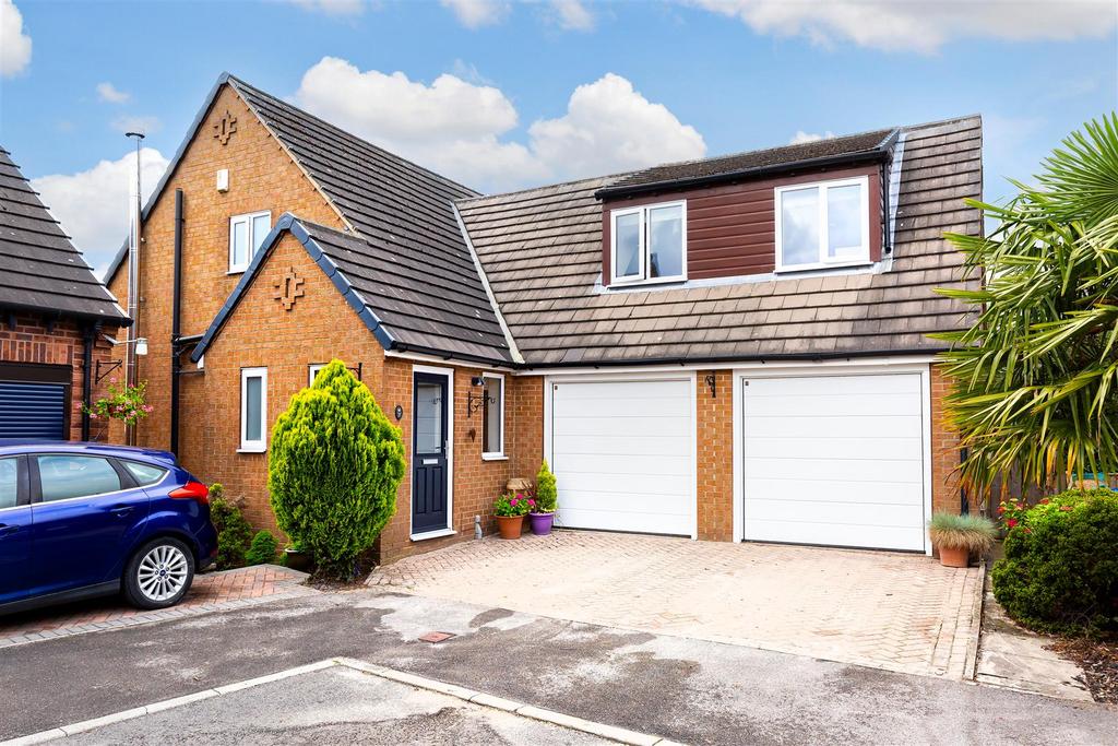 St. Helens Road, Pocklington, York 4 bed house for sale £450,000