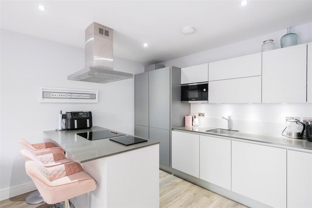 4 cobalt place-11.jpg