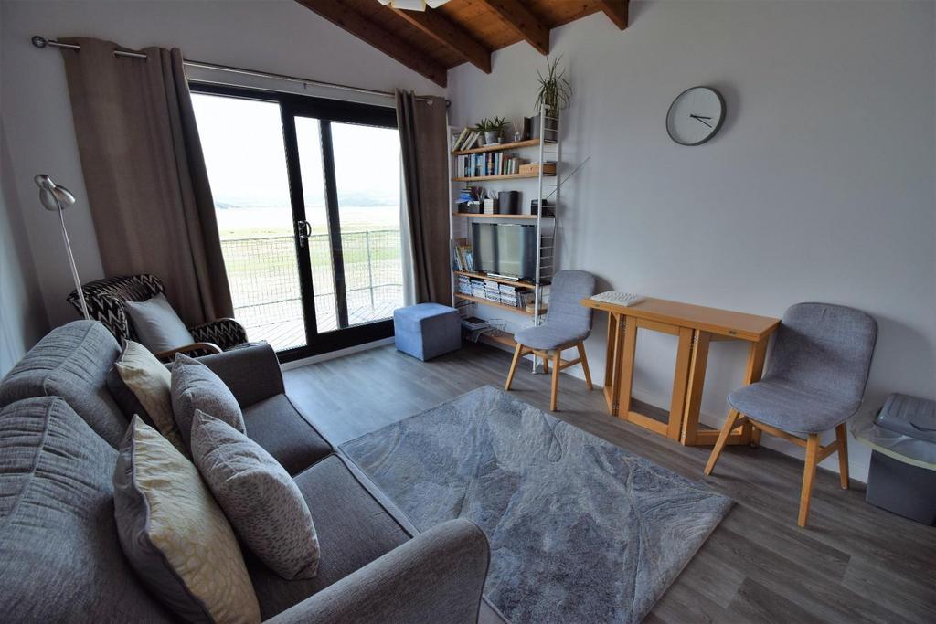 Living Room.jpg