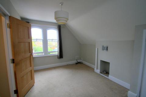 2 bedroom flat for sale, Clapham Road, Bedford