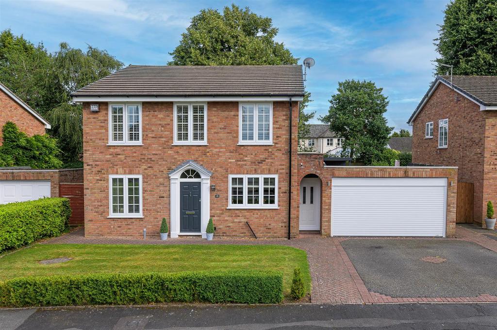 Harvey Avenue, Nantwich 4 bed detached house for sale £625,000