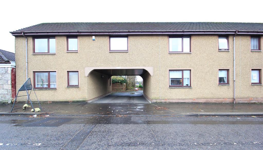 Main Street, Chryston, Glasgow 1 bed flat to rent £595 pcm (£137 pw)