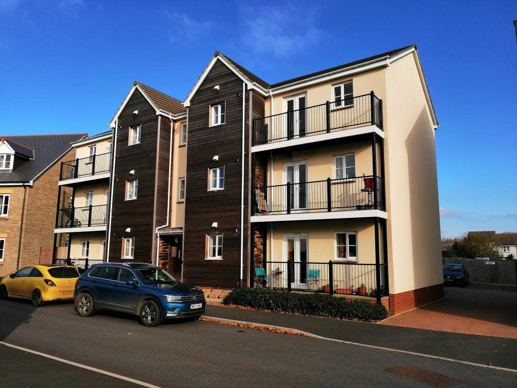 Watkins Way, Bideford 2 bed flat £695 pcm (£160 pw)