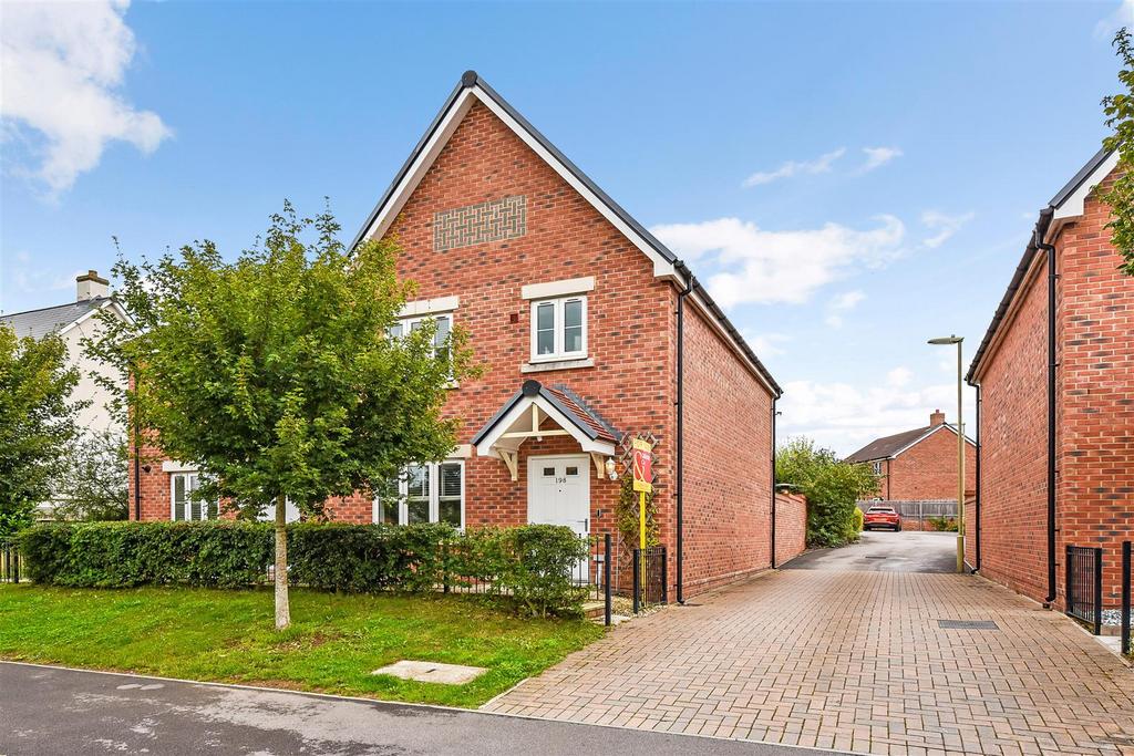 Picket Twenty Way, Andover 3 bed semidetached house for sale £318,500