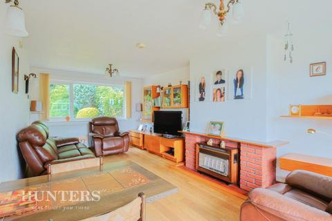 51 Alpine Drive, Wardle, Rochdale, OL12 9NY
