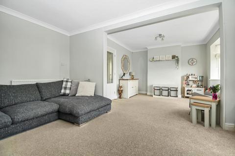 5 Brooklands Drive, Yeadon, Leeds, LS19 7RT