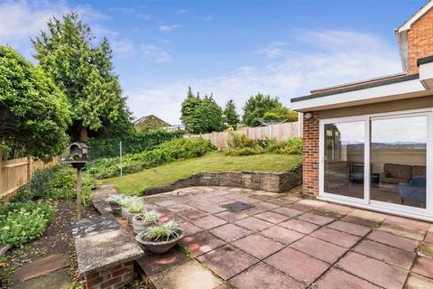 3 bedroom detached house for sale - Windmill Drive, Brighton