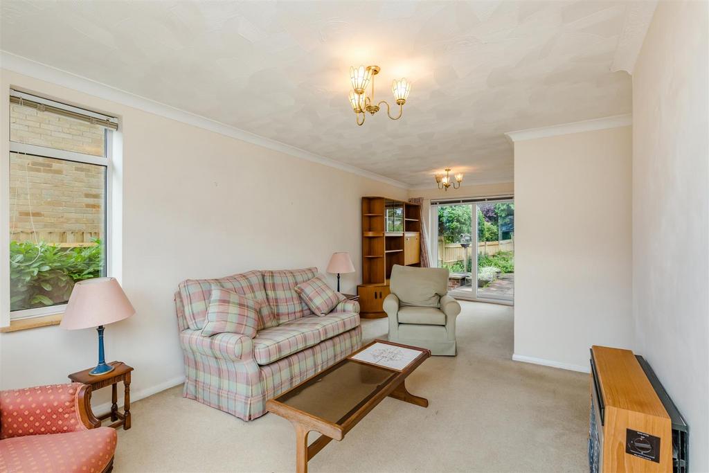 Sitting/Living Room