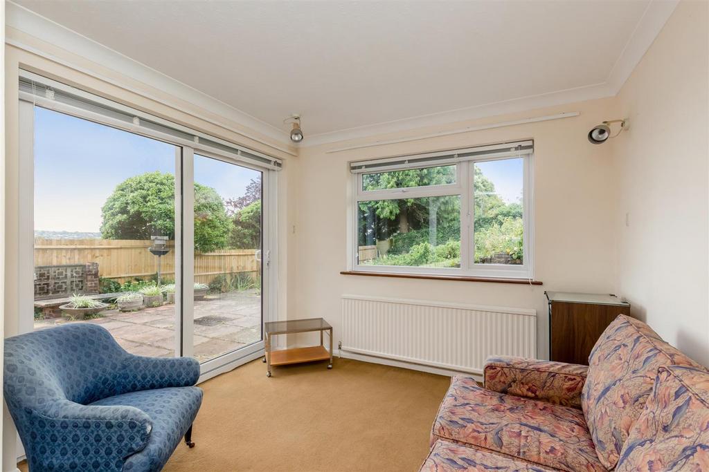 Sitting/Living Room