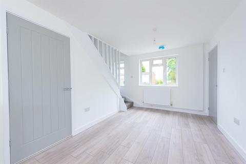 14 Cotswold Close, Basingstoke, RG22 5BA