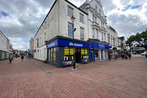 Retail property (high street) to rent, Green Street, Neath