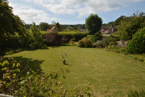 4 bedroom detached bungalow for sale - Windmill Lane, Totland Bay