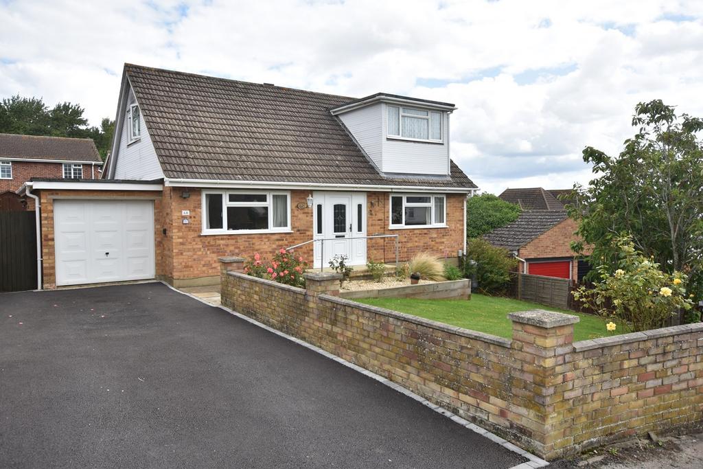 Red Rose, Binfield, RG42 3 bed detached bungalow for sale £585,000