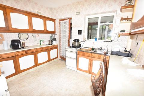 Cheddar Emmets Nest, Binfield, Bracknell, RG42 4HH