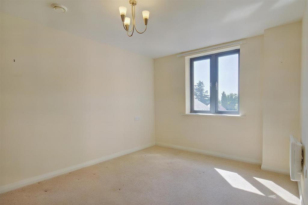 8558025-interior04-800.JPG