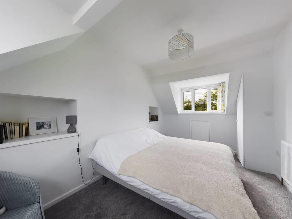 Bedroom: