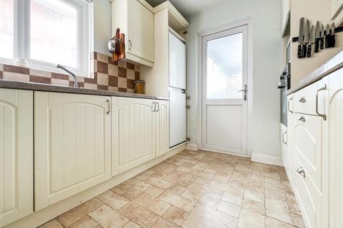 9 Lawrence Road, Fareham, PO15 5AF