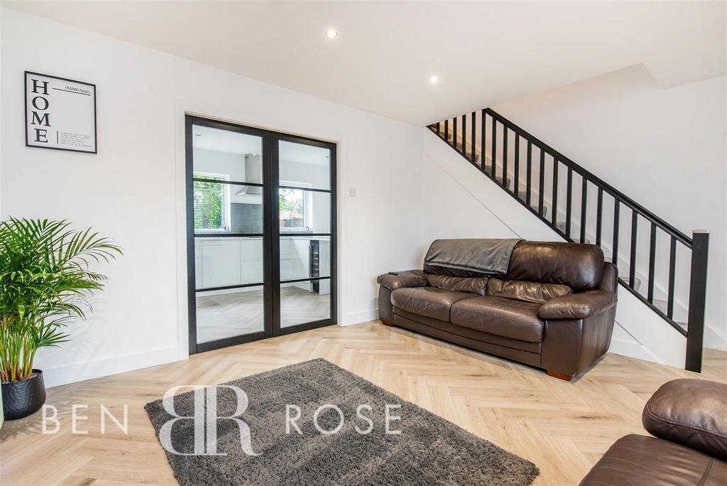 Queensway, Euxton, Chorley 3 bed detached house £249,995