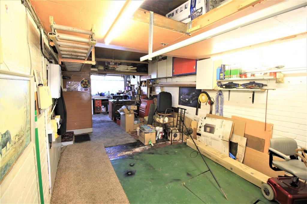 Garage and workshop.jpg